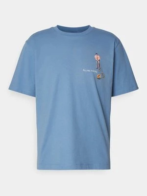 T-shirt z nadrukiem Filling Pieces