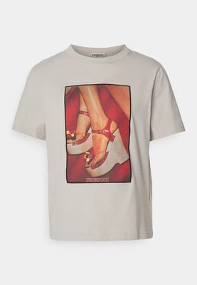 T-shirt z nadrukiem Fiorucci