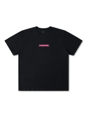 T-shirt z nadrukiem Former
