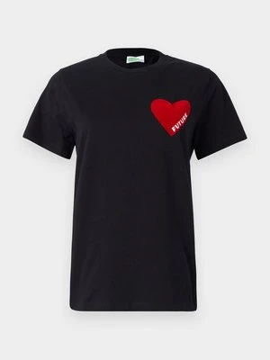 T-shirt z nadrukiem FROM FUTURE