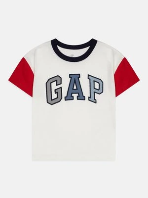 T-shirt z nadrukiem GAP