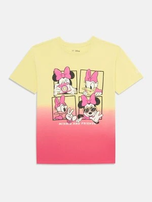 T-shirt z nadrukiem GAP różowy