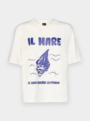 T-shirt z nadrukiem Gina Tricot