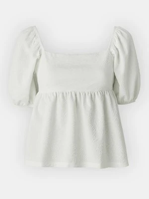 T-shirt z nadrukiem Gina Tricot