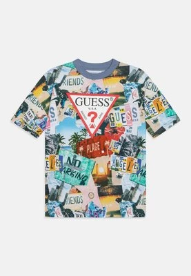 T-shirt z nadrukiem Guess