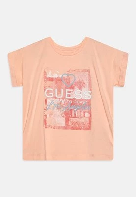 T-shirt z nadrukiem Guess