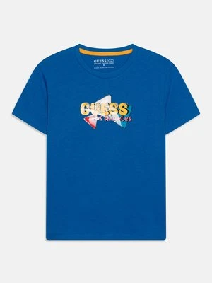 T-shirt z nadrukiem Guess