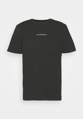 T-shirt z nadrukiem Han Kjøbenhavn