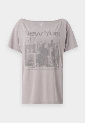 T-shirt z nadrukiem Hollister Co.