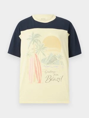 T-shirt z nadrukiem Hollister Co.