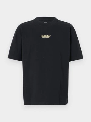 T-shirt z nadrukiem Hollister Co.