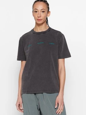 T-shirt z nadrukiem Holzweiler