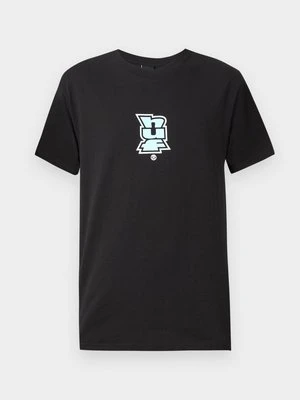 T-shirt z nadrukiem HUF