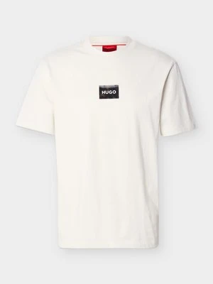 T-shirt z nadrukiem Hugo mleczny
