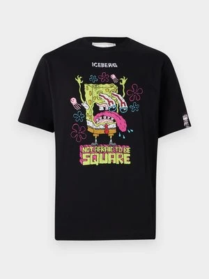 T-shirt z nadrukiem Iceberg