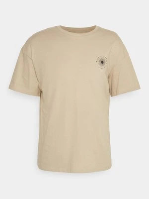 T-shirt z nadrukiem jack & jones