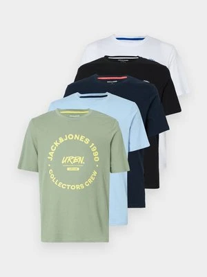 T-shirt z nadrukiem jack & jones