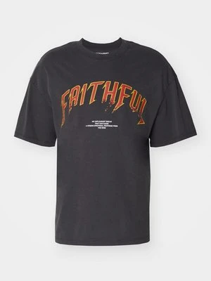 T-shirt z nadrukiem jack & jones