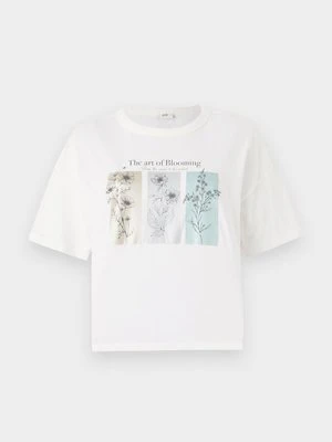 T-shirt z nadrukiem JDY