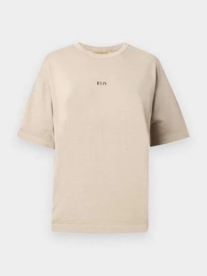 T-shirt z nadrukiem JJXX