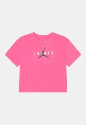 T-shirt z nadrukiem Jordan