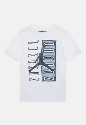 T-shirt z nadrukiem Jordan