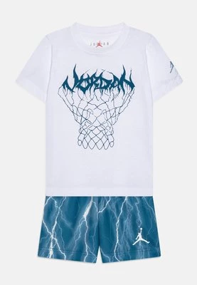 T-shirt z nadrukiem Jordan