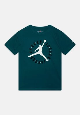 T-shirt z nadrukiem Jordan