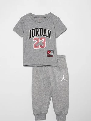 T-shirt z nadrukiem Jordan