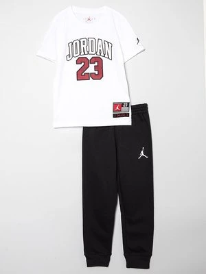 T-shirt z nadrukiem Jordan