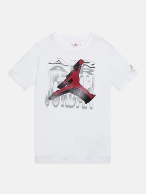 T-shirt z nadrukiem Jordan