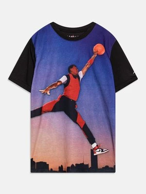 T-shirt z nadrukiem Jordan
