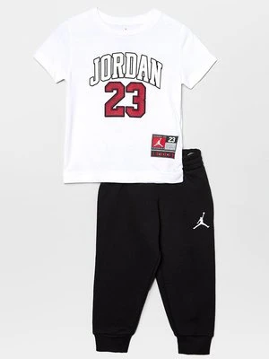 T-shirt z nadrukiem Jordan