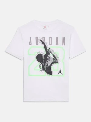 T-shirt z nadrukiem Jordan
