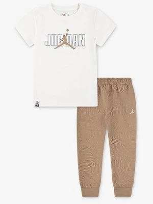 T-shirt z nadrukiem Jordan