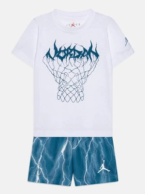 T-shirt z nadrukiem Jordan