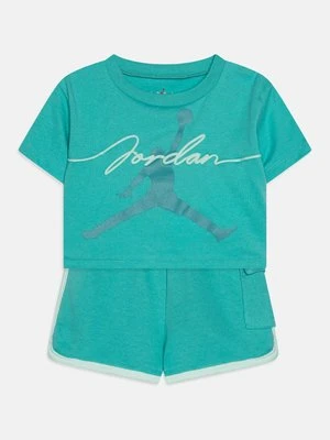 T-shirt z nadrukiem Jordan jasnoniebieski