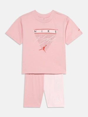 T-shirt z nadrukiem Jordan