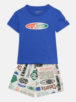 T-shirt z nadrukiem Jordan
