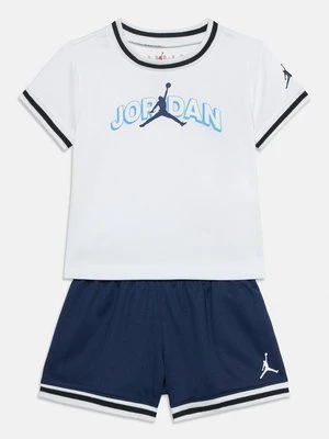 T-shirt z nadrukiem Jordan