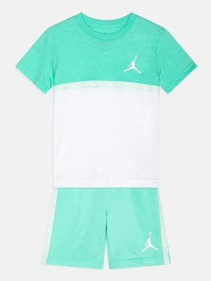 T-shirt z nadrukiem Jordan