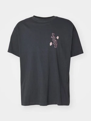 T-shirt z nadrukiem Legacies