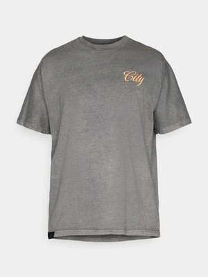 T-shirt z nadrukiem Legacies