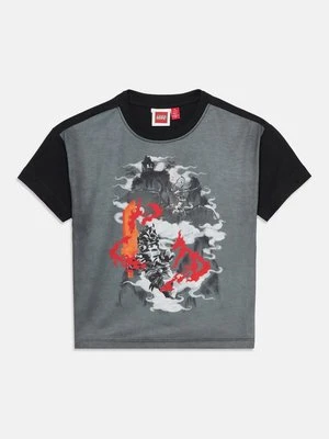 T-shirt z nadrukiem LEGO czarny
