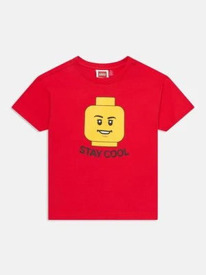 T-shirt z nadrukiem LEGO czerwony