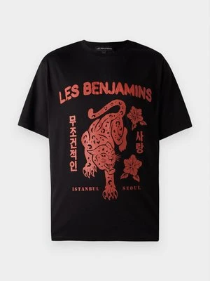 T-shirt z nadrukiem Les Benjamins