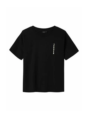T-shirt z nadrukiem LMTD