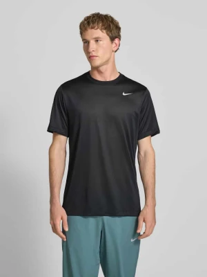 T-shirt z nadrukiem logo i okrągłym dekoltem Nike Training