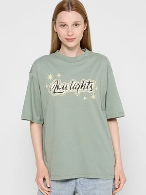T-shirt z nadrukiem LOW LIGHTS STUDIOS®