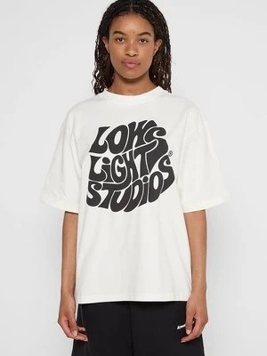 T-shirt z nadrukiem LOW LIGHTS STUDIOS®